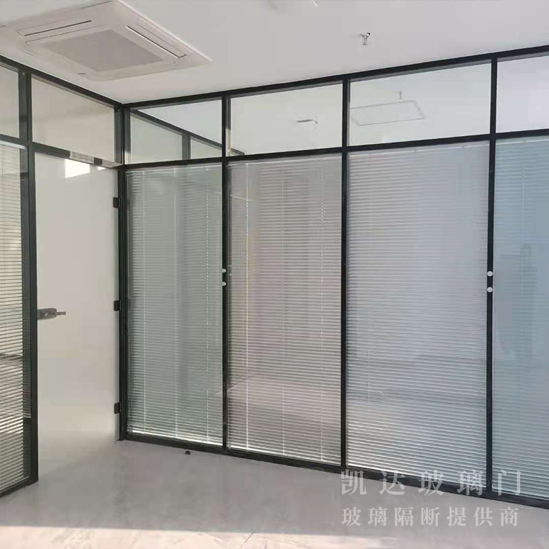 隔斷工程地止，山鋼新天地1012室